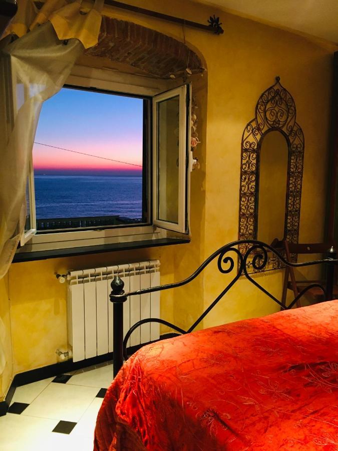 Romantic Sea View Flat In Genova Kültér fotó